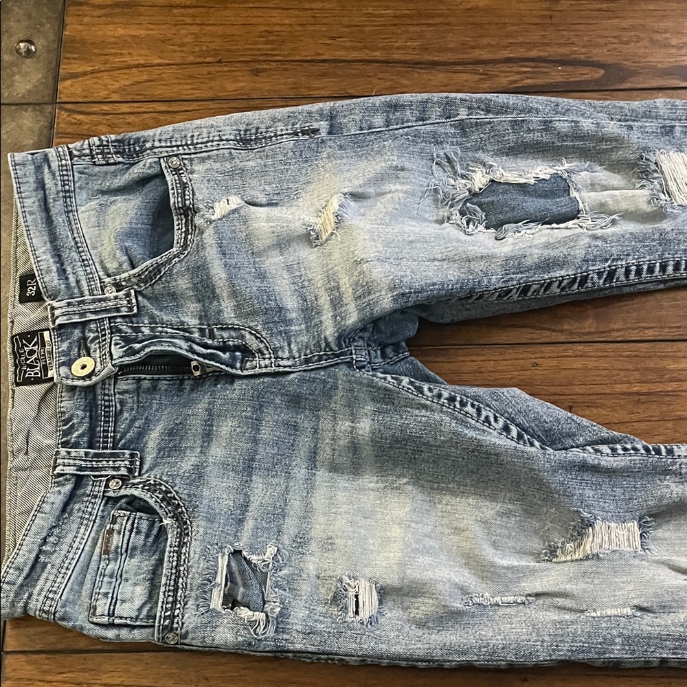 Buckle Men's Relaxed Distressed Blue Jeans